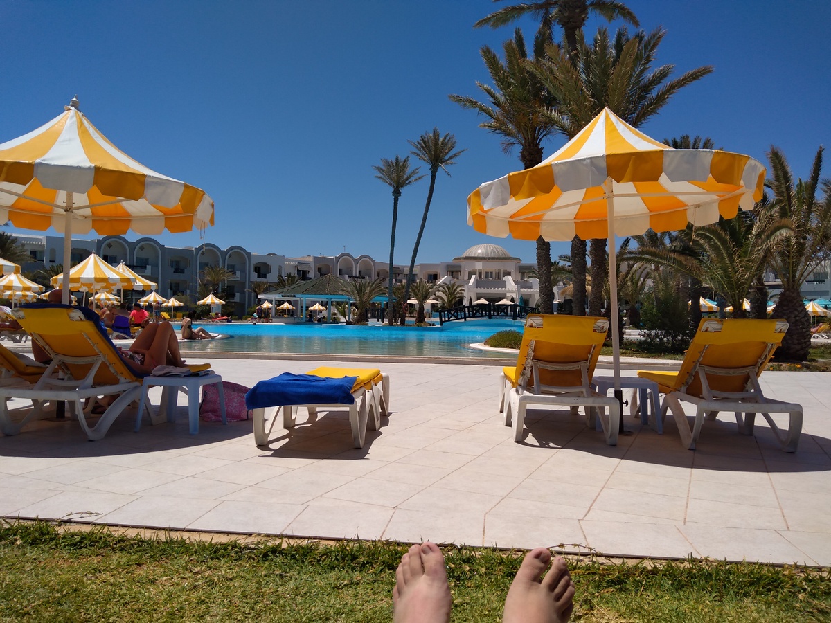 территория отеля