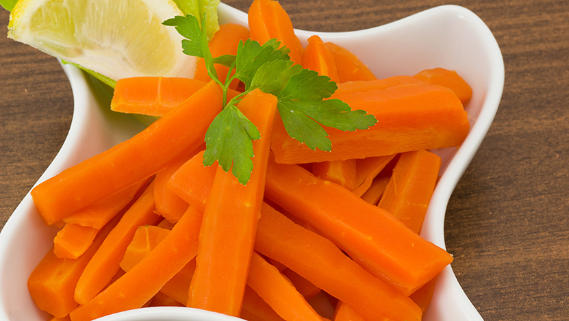 Морковь отварная состав. Морковь. Морковь брусочками. Морковь отварная. Вареная морковка.