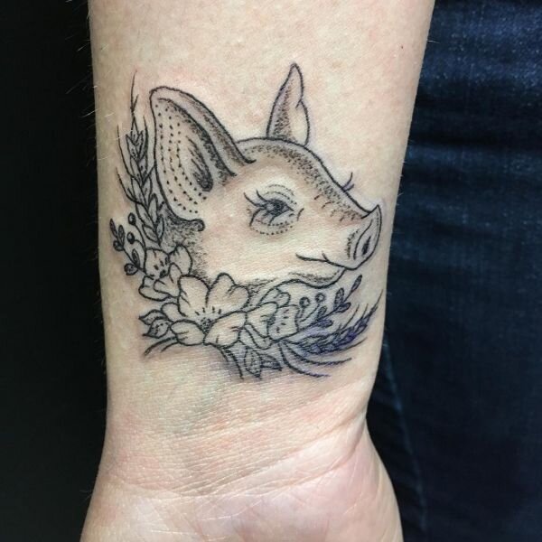 Значение татуировки свинья (кабан): смысл и фото - «Tattoo Dragon»
