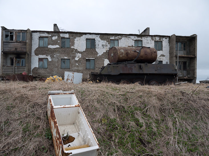 Остатки военной роскоши СССР. Забвение и разруха на Сахалине ?⚙️?