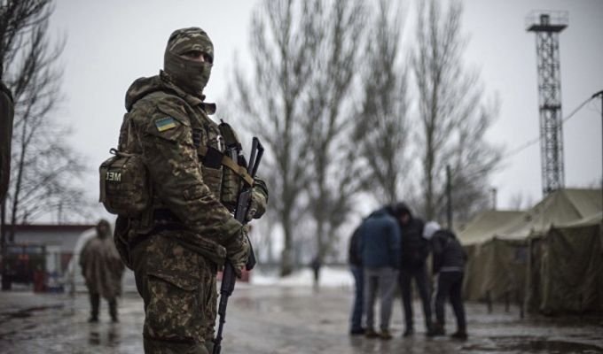 Украинский военнослужащий на Донбассе. Фото: vybor.news.