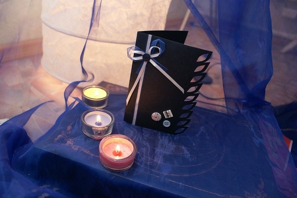 Открытки (даже попытались сделать что-то похожее на фотосессию)