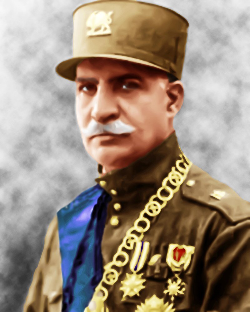 Реза Пехлеви в 1931 году.