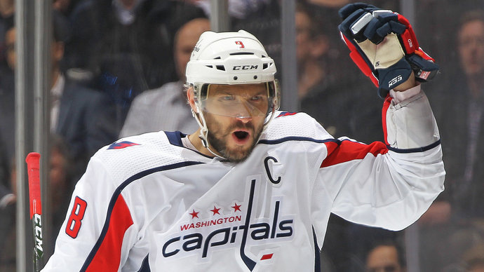 Празднование гола в честь умершего брата