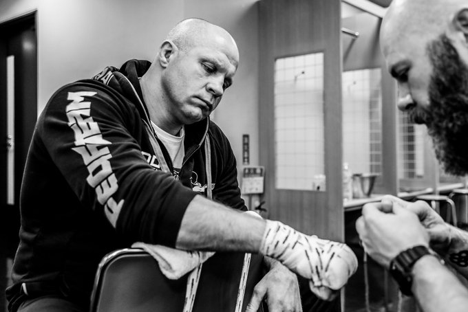 Спокоен ,как скала .