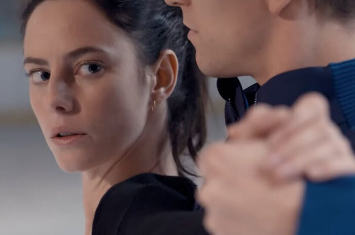 Сериал "Вращение"/"Spinning Out"