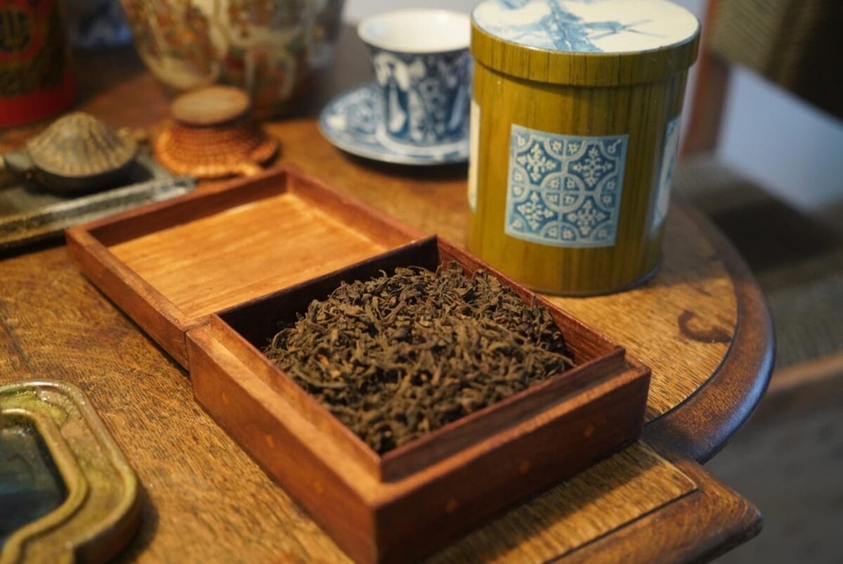 Изготовление картонных коробок для наборов чая, кофе или конфет по индивидуальному дизайну