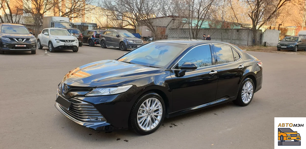 Toyota Camry VIII (XV70)