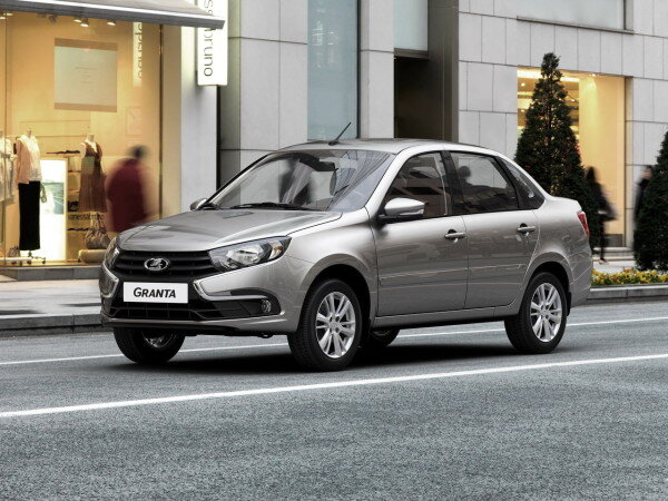 1. Седан Lada Granta — 419 900 рублей
 