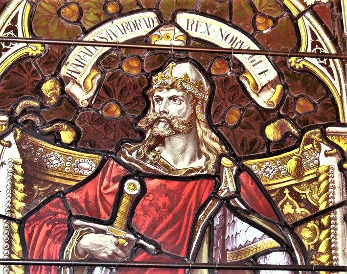 Харальд Суровый на витраже Собора Святого Магнуса в городе Керкуолл 