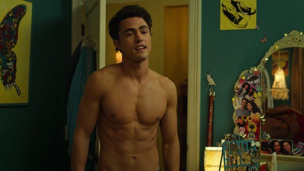 Кадр из сериала "Я никогда не..."