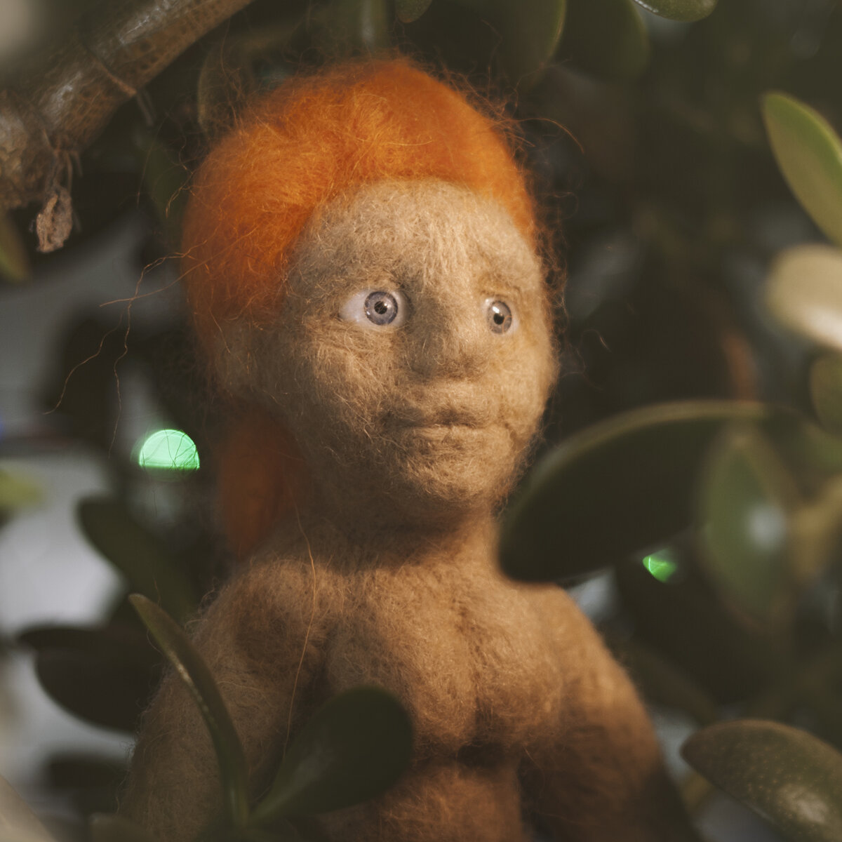 По замыслу это должно было быть "Русалка на ветвях сидит..." фото из семейного архива