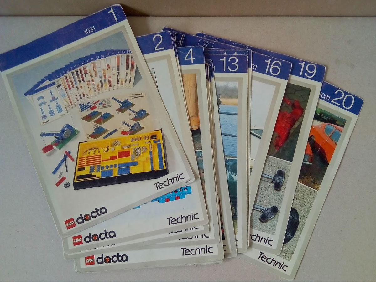 Комплект из 20 карточек со схемами сборки