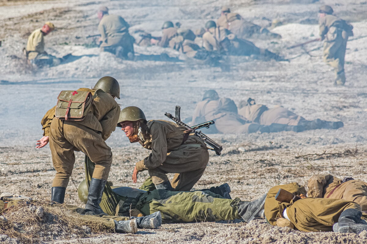 Раненые в севастополе сегодня. Крымский военно-исторический фестиваль. Реконструкция битвы. Реконструкция боя. КВИФ.