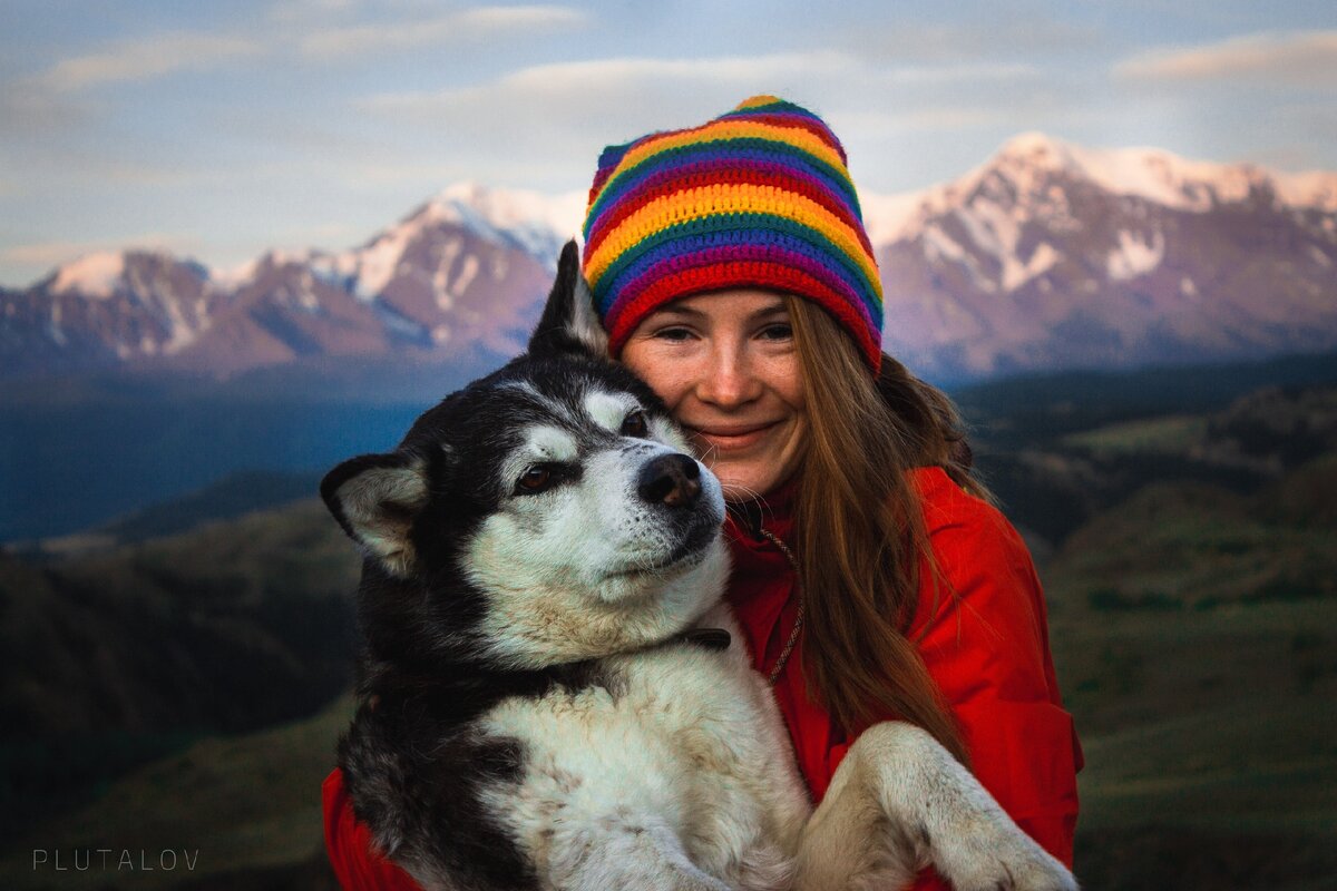 Я и моя собака Дея. Мы обе любим гулять по горам.