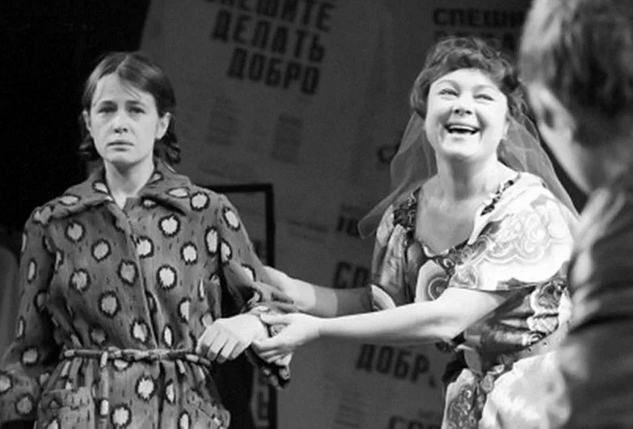 Нина Дорошина была не только прекрасной артисткой, а еще и знатной модницей. Её личная жизнь6
