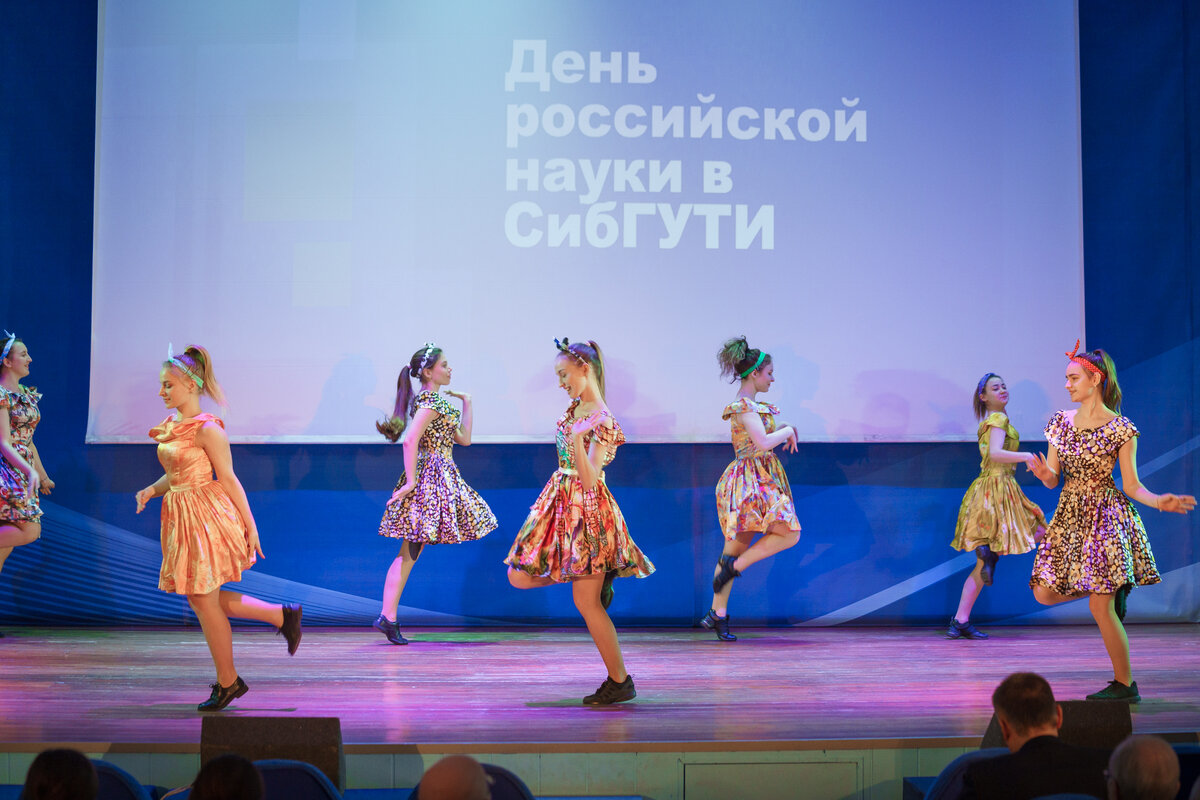 Выступления коллективов Студенческого клуба им. Ягодина