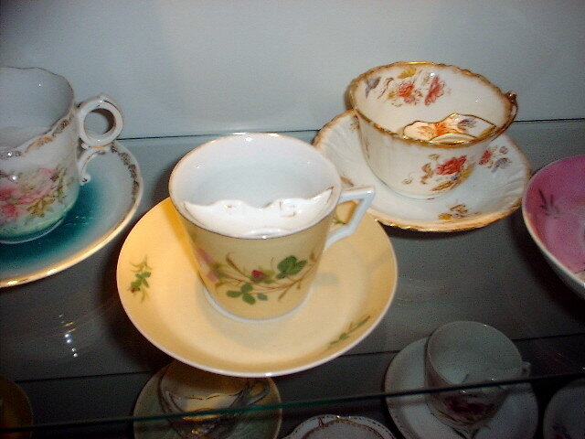Чашки для усачей в Bramah Tea and Coffee Museum. © Ольга Никандрова