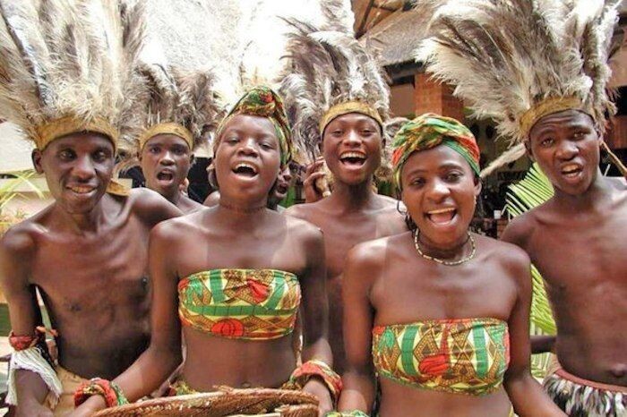 Девушки бывают разные