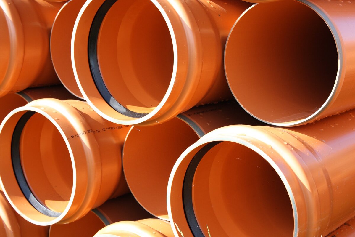 кан. труба пвх, sn8, 160х4,7х3000. труба пвх sn4 нк 110*3,2*3000. труба нпвх 160*4,0*2000 наружная (рыжая). канализационная труба хемкор наруж.