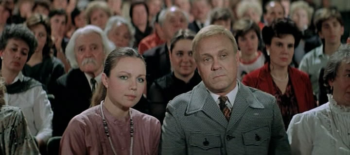 Владимир Меньшов в фильме "Где находится нофелет?" (1987) 