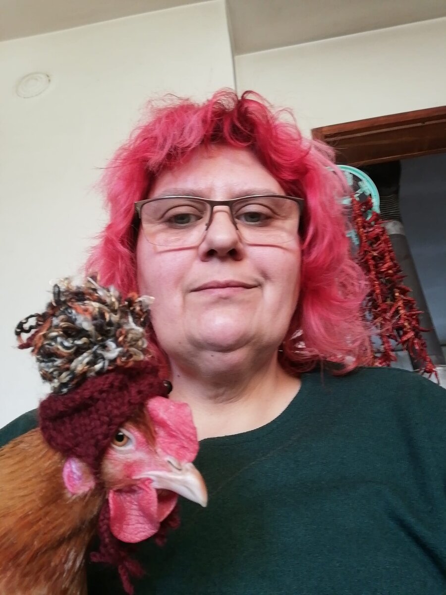 А это как раз Искра, со своей Златиной :)  