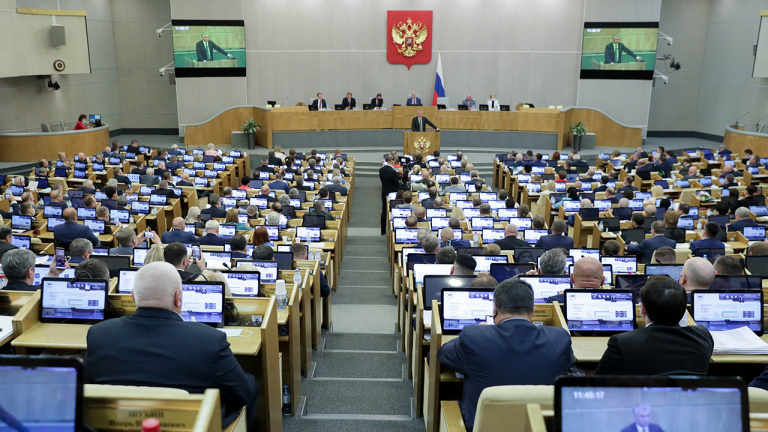 Фото с сайта: https://topspb.tv/news/2022/01/17/sovet-gosdumy-edinoglasno-snyal-s-rassmotreniya-zakonoproekt-o-qr-kodah/ 