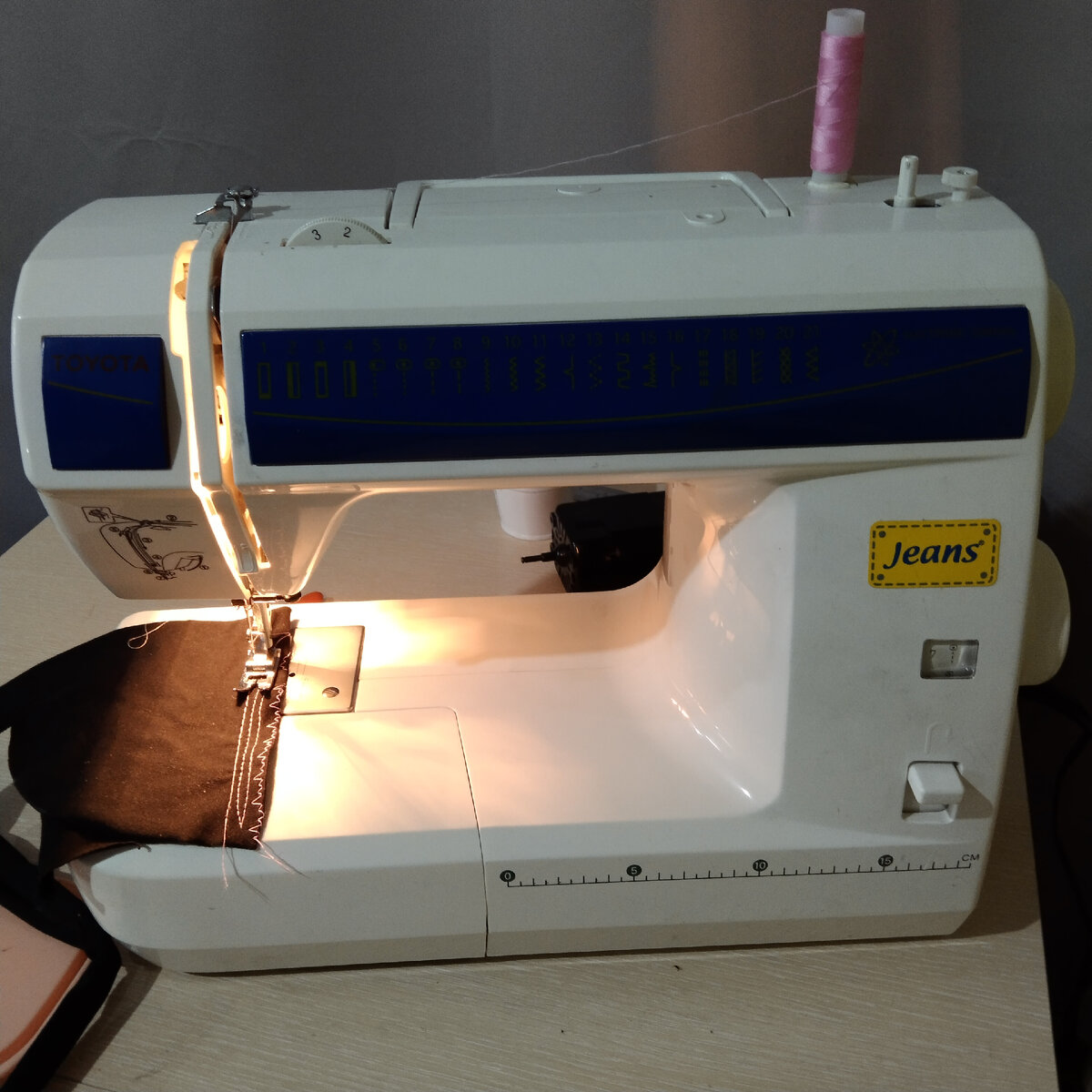 А здесь уже собрала её и она даже работает...