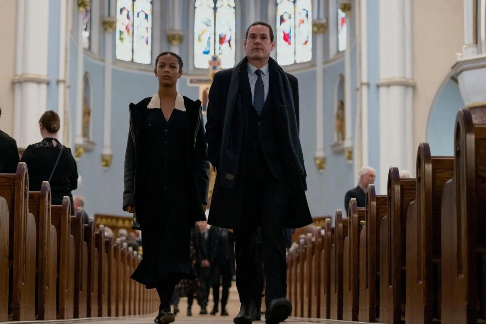     Кадр из сериала «Падение дома Ашеров» (2023)