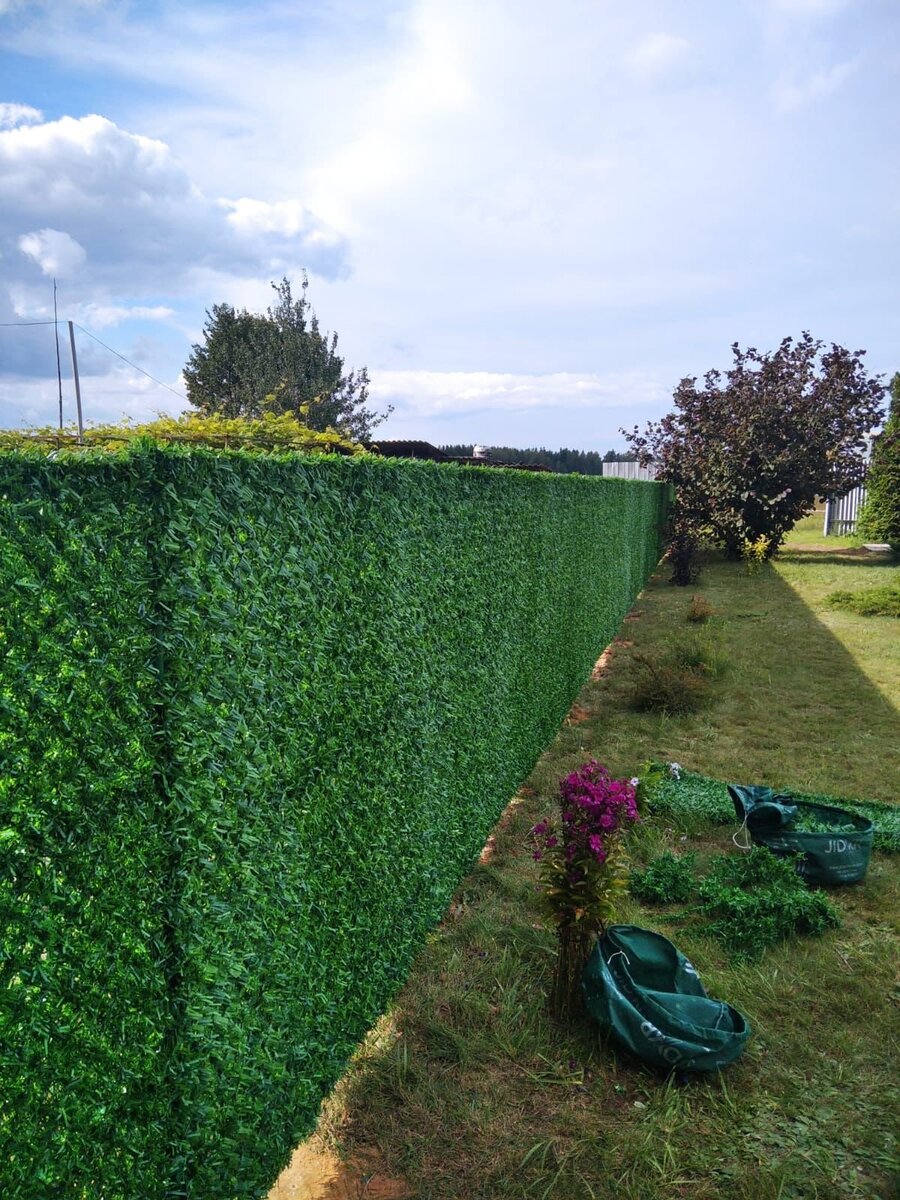 Травяной забор Jidar Fence смотрится очень красиво!