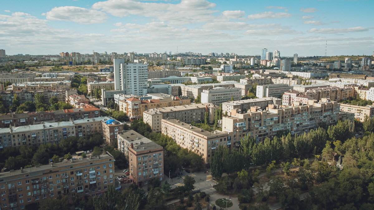     Крысы не боятся людей на улицах Волгограда, карантин из-за моли введен в среднеахтубинском селе, а режим повышенной готовности — в Котово, подросток потерял ноги под вагоном.