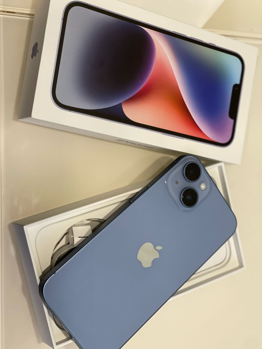 Iphone 15 pro омск. Iphone 15 Pro. Айфон 15 ультра. Айфон 14 128 ГБ. Айфон 15 цвета.