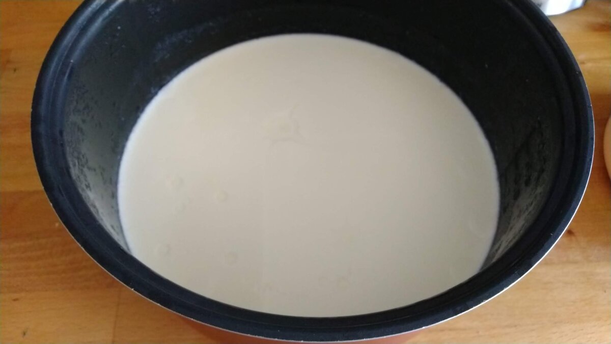 Йогурт в мультиварке из двух литров молока