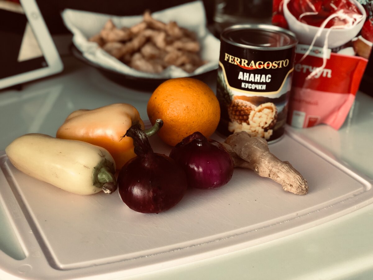 Курочка по-китайски. За уши не оттащишь.