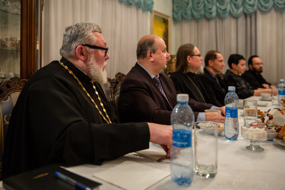 Врач и священник. Священник врач учитель. Психолог, священник, врач. Протоиерей украинской православной церкви проповеди видео. Андрей метелев владивостокская епархия.