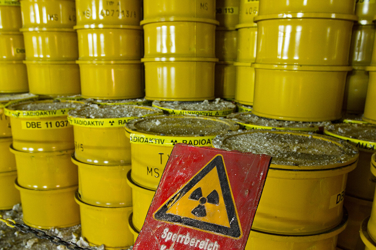 Опасные отходы производства. Радиоактивные отходы. Твердые радиоактивные отходы. Утилизация ядерных отходов. Хранилище радиоактивных отходов.