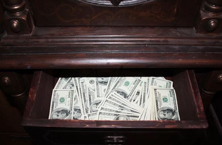 Визуализируйте лучше доллары,  у них очень сильный эгрегор.