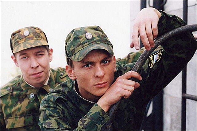 Фото с сериала "Солдаты"