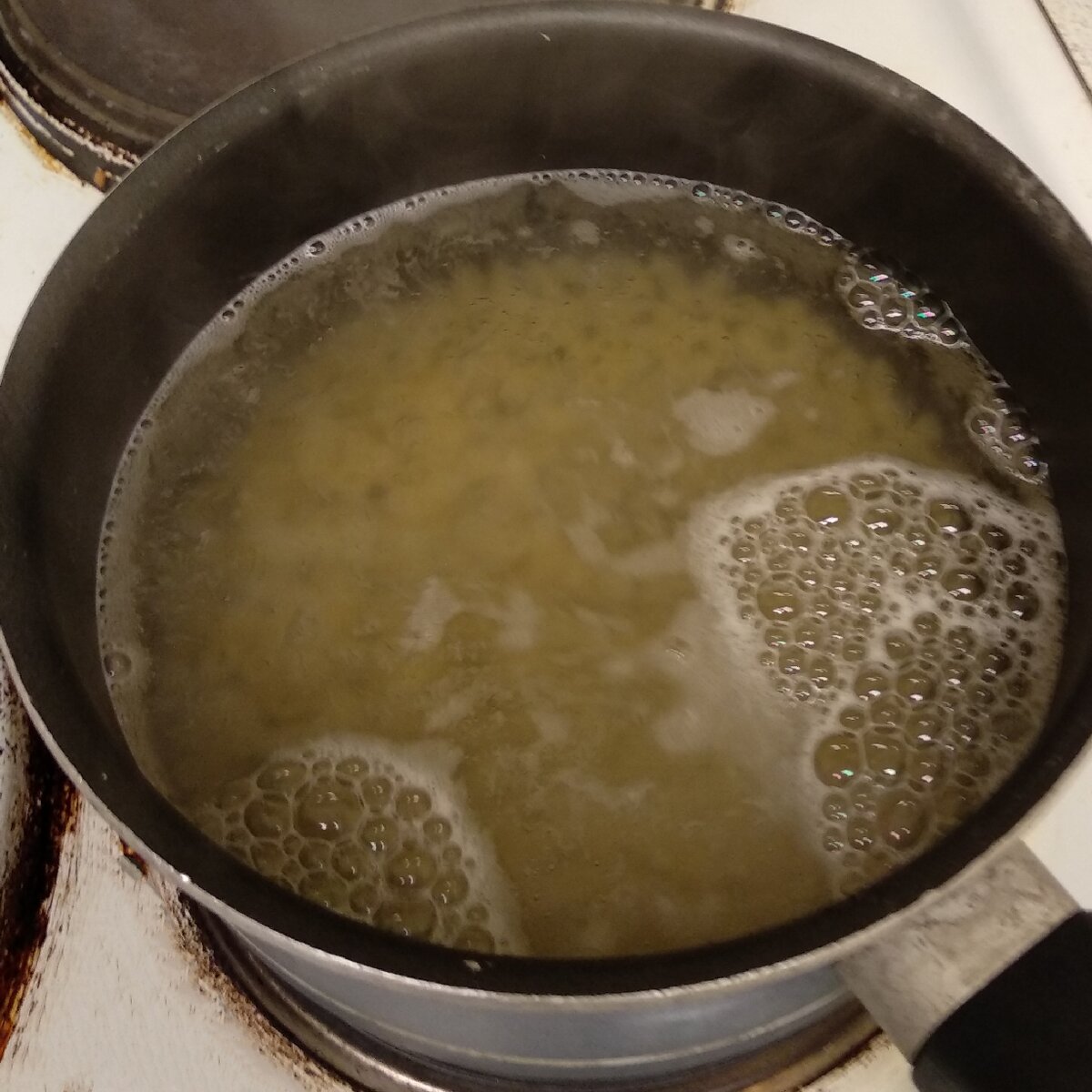 Засыпали макарошки