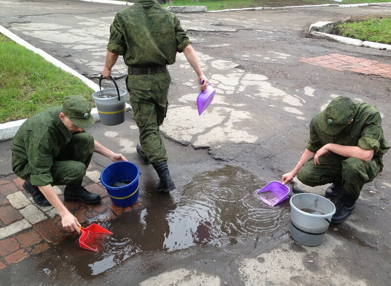 Я военнослужащий по контракту, вот что дает мне Россия