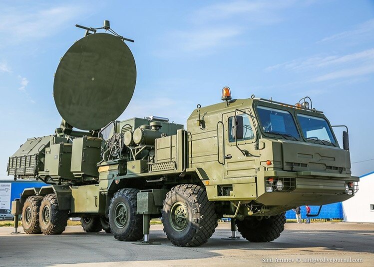 Источник изображения, сеть интернет, автор фото указан в правом углу изображения.