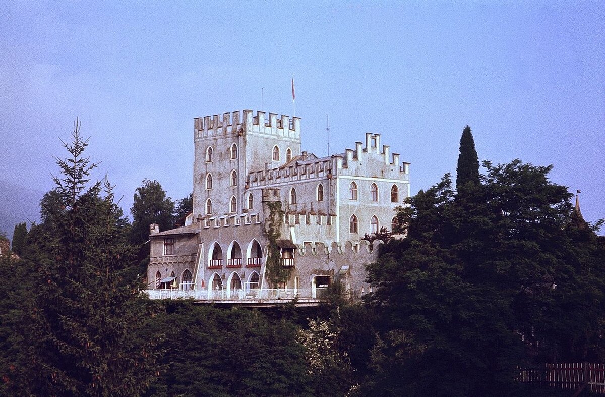 Замок Иттер (Castle Itter) в 1979 году