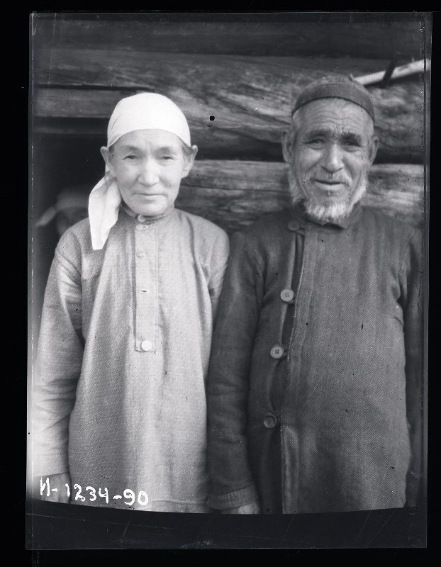 Как выглядят сибирские татары фото