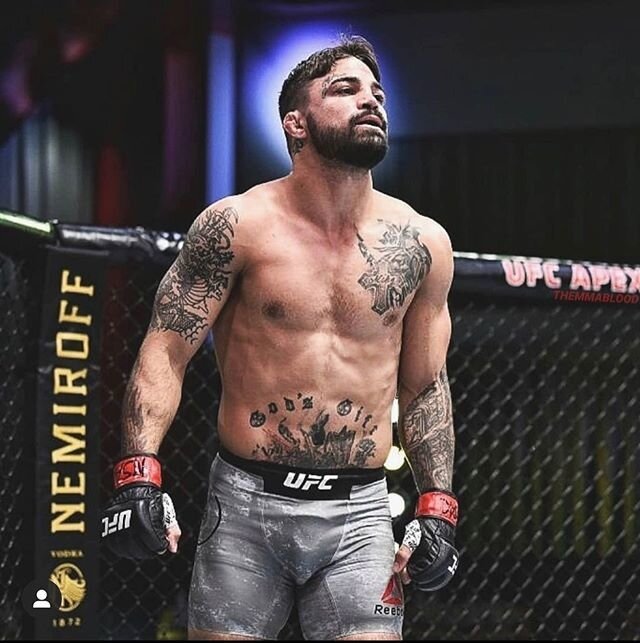 9 июля 2020, 08:00Майк Перри. Фото Instagram