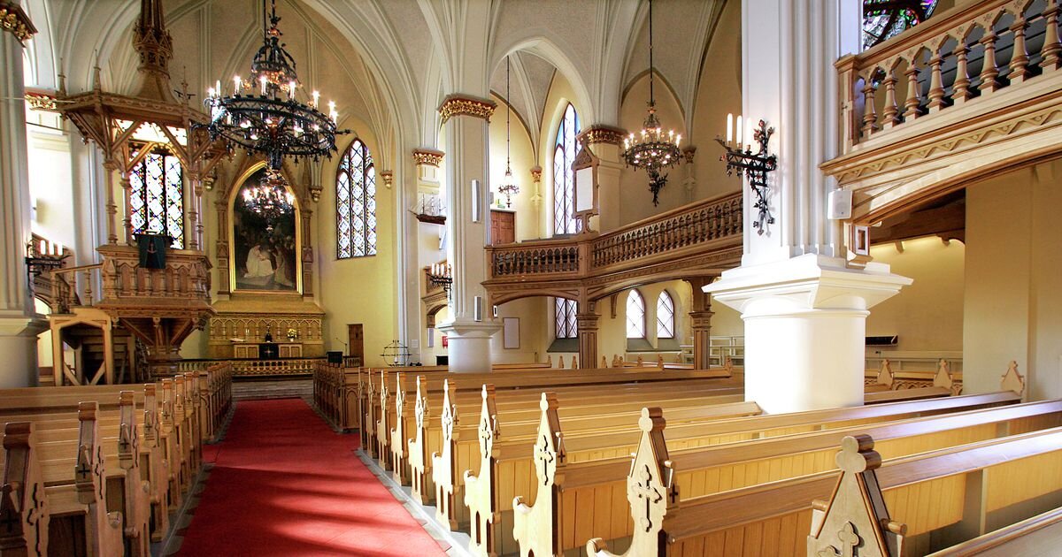 Ремонтный орган. Вильнюс лютеранский храм.