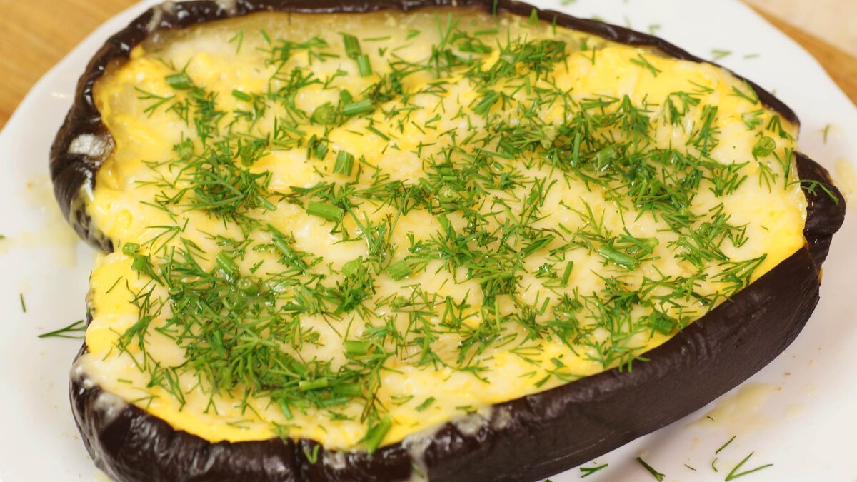 Предлагаю рецепт, который придуман мной и готовится очень быстро. Вкусовые качества баклажана необыкновенно яркие! Времени на приготовление всего 15 минут с подготовкой. Готовьте и не пожалеете! 