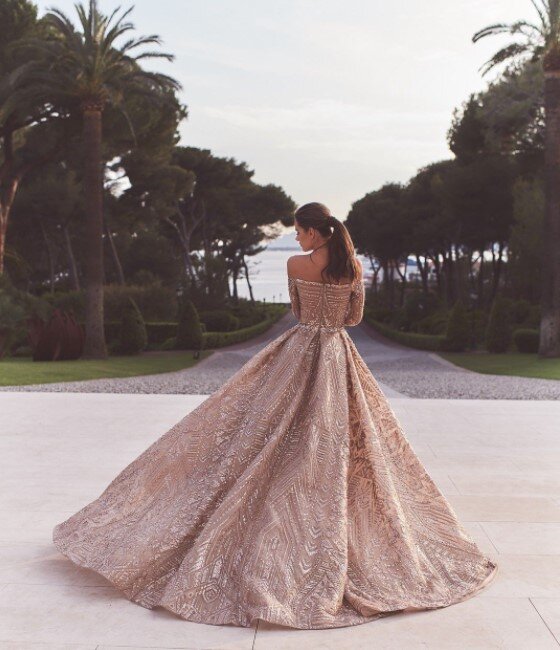 Алессандра Амбросио в платье Zuhair Murad, скрин автора