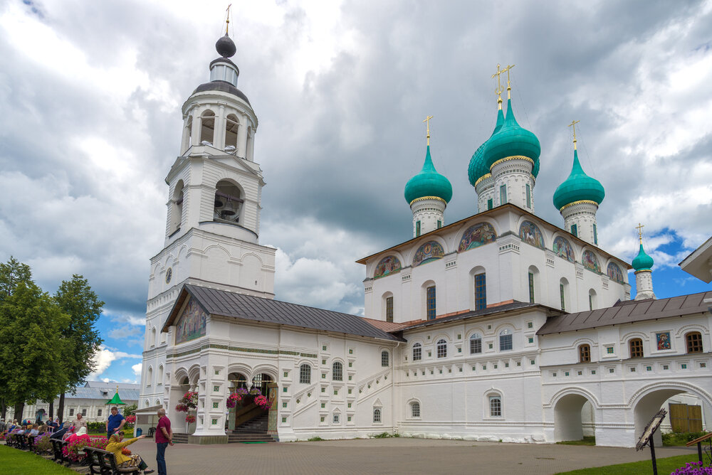 Монастырь Спасителя Ярославль.