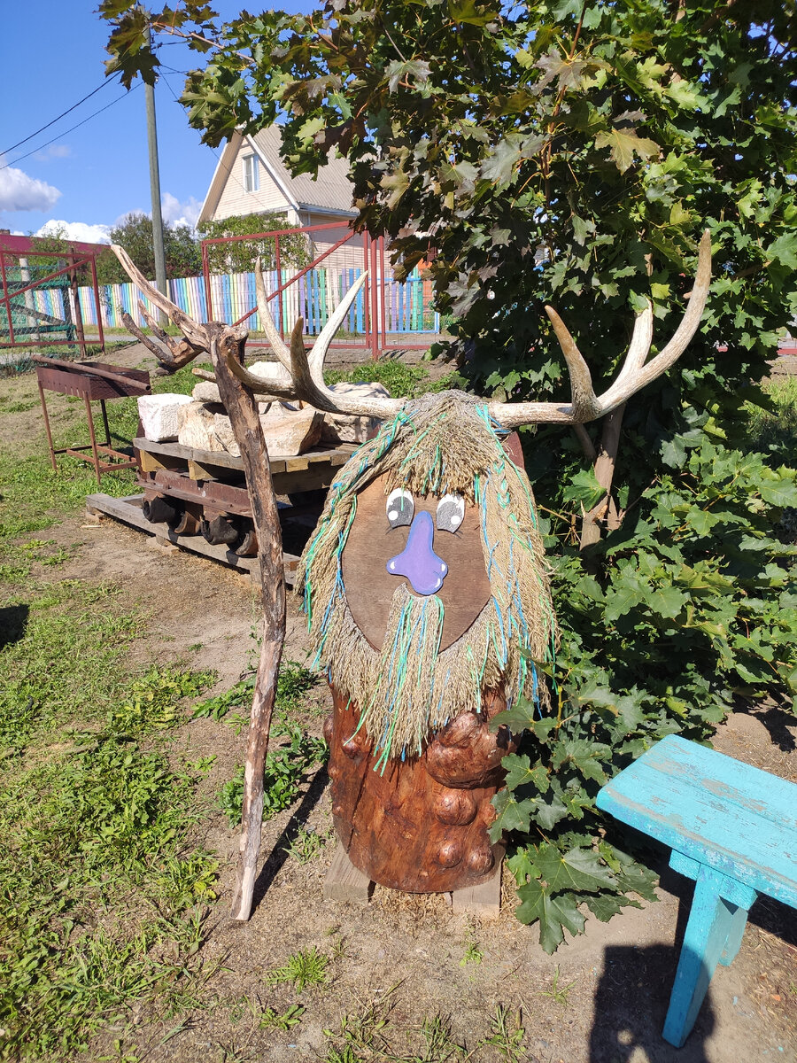 Около понтонной переправы в парк "Белая гора"