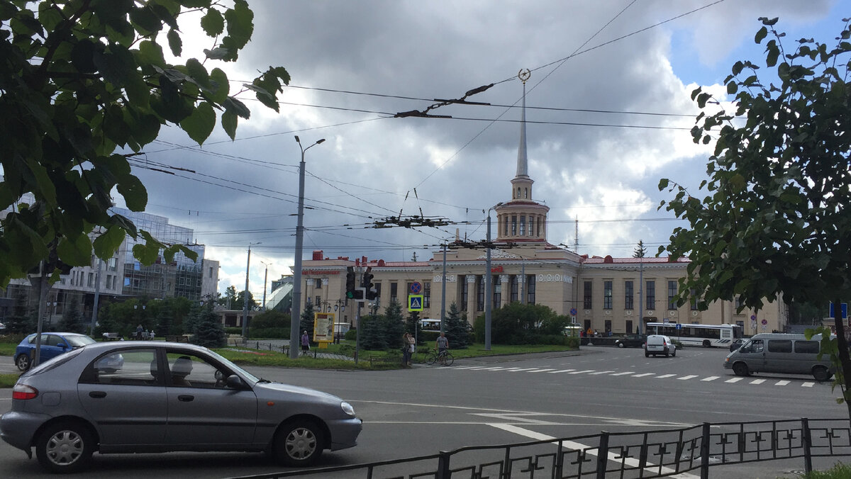 Петрозаводск - центр города, вид на ж/д вокзал